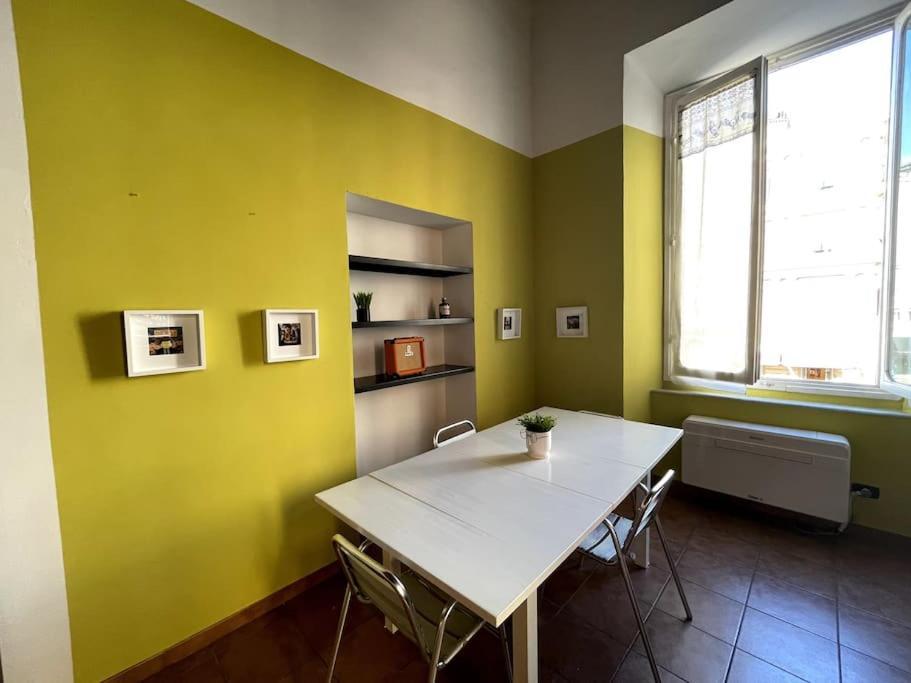 리보르노 Loft Storico In Pieno Centro! 아파트 외부 사진